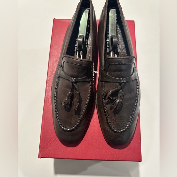 Salvatore Ferragamo Tokyo tasseled brown calf leather men’s loafers size 91/2D - Picture 3 of 6